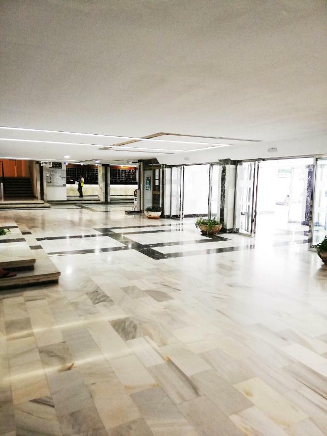 Jupiter 1 Bedroom Zen Appartment ベナルマデナ エクステリア 写真